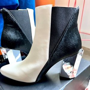 Black & White United Nude Boots Sz 38